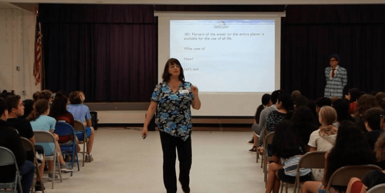 Earth Lady small footprint environmental education